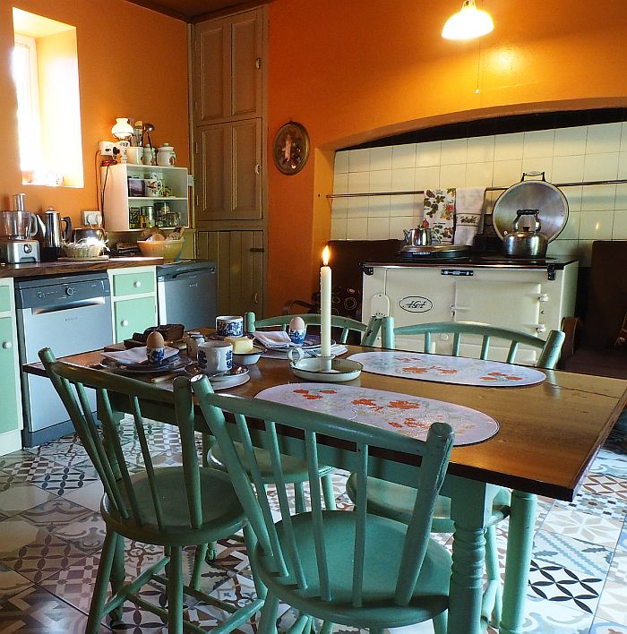 The traditional Country House kitchen